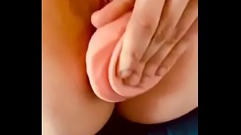 Enfermera Argentina Juega Con Dildo