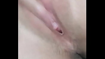 Rica Jovencita Tocandose