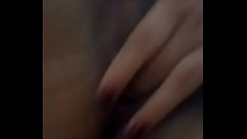 Deixou Eu Ver Ela Se Tocando Na Buceta