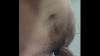 Novinho Batendo De Frente Do Espelho