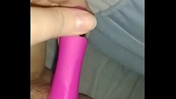 Novinha Gostosa Se Masturbando Com Vibrador - masturbation, gostosa, amadora, novinha, bucetinha-molhada - Video 2451321