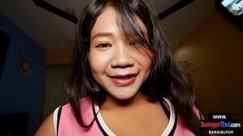 Amateur Thai Teen Cutie Enjoys Sex With A Big Cock White Foreigner