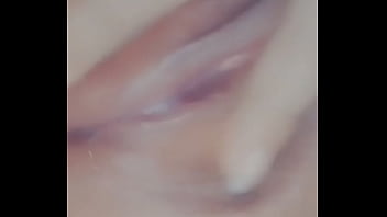 La Mujer De Mi Amigo Me Envia Videos Ricos