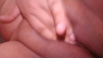 Clean Shaven Pussy Rubbing And Cumming