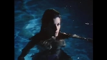 Shadows Run Black: Sexy Topless Girl Skinny Dipping (forwards _ Backwards) Hd