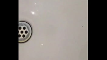Paja En El Lavamanos - handjob, gay, paja, semen, cimshot, lavamanos - Video 2426645
