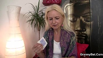 Granny Loves To Suck And Ride His Big Meat