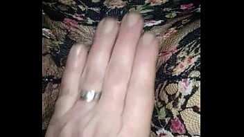 Esposa Se Deja Manosear Por Vecino