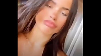 Girl Name, Qual Nome Dela?