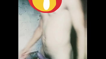 Magrinho De Pau Duro