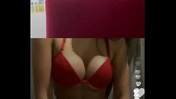 Mc Sapinho De Israel Convida Novinha Pra Dança Funk Dama De Vermelho