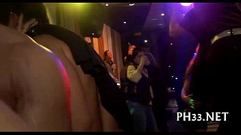 Dark Jock Looking For Fuck