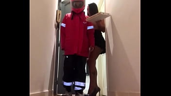 Natasha Lopes Pediu Pizza Levou Piça