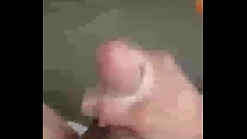 Casado Hétero Batendo Punheta Vendo O Cuzinho Do Passivo