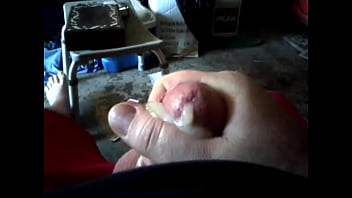 Fattpurvv Shooting A Load