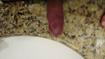 Derramando Leche - gay, hotel, leche, mamar, masturbada, pito, lechazos - Video 2418238