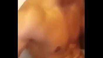 Desestresandome Un Poco, Alguien Quiere Lechita? No Me Gusta Desperdiciar..