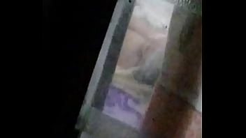 Espiando A Mi Tia Masturbarse Por La Ventana