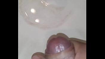 Mi Amigo Se Pajea En El Baño Vii