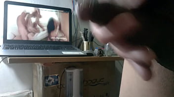 Paja Mirando Porno - paja, soloboy, masrurbacion - Video 2378214