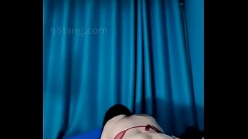 身材超棒的漂亮空姐激战保安大叔