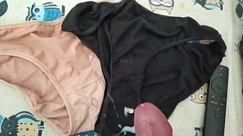 Corrida En Bragas De Mi Mujer 144