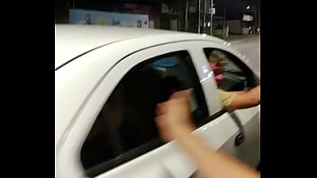 Foi Fazer Gracinha, Tomou Dedada No C_.