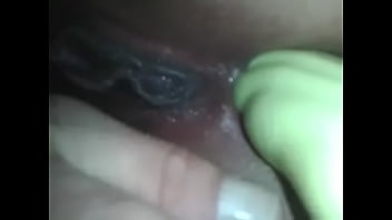 Su Dedito En El Culito