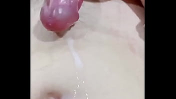 Th_n trắng nõn nà