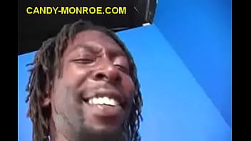 Black Stretches Blonde' Pussy Out