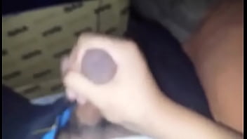 Verga Prieta Y Gorda Tirando Leche