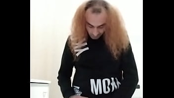 E Questo è Il Mio Amico Giacinetflix .non Arriva Mai .non Vuole Che Si Sborri Sul Pavimento .