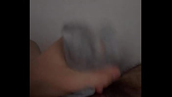 Novinho Peludo Batendo Uma Com Meia