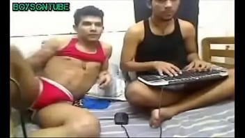 Con Mi Primo Visitando