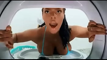 Alguien Sabe El Nombre? - busty, ebony - Video 2203138
