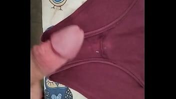 Corrida En Bragas De Mi Mujer 147