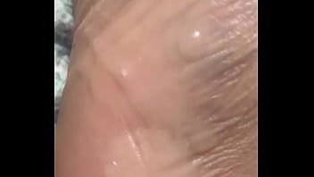 Me Vengo En Mis Pies Y Quedan Llenos De Leche Bien Rico