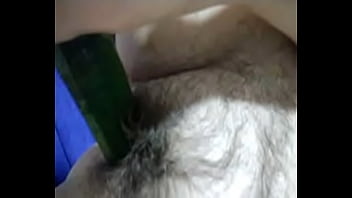 Jugando Con Un Pepino - masturbation, orgasm - Video 2387339