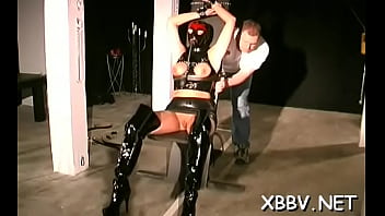 Tempting Girlfriend Tits And Ass In Nude Scenes