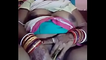 Desi, Aunty, Village, Bhabi - Indian - 2025 - Intense - Scene - Video 2443037