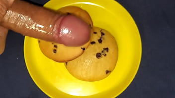 Creamy Cummy Muffin Tops Are Delicious Covered In Cum.