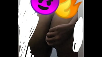 Muito Tesão No Cu E Não Tinha Uma Rola De Verdade