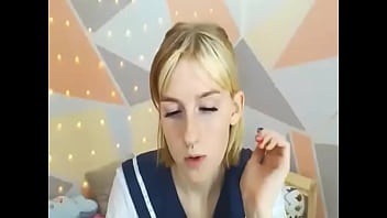 Blonde Babe Perfect Climax Performance