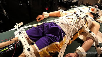 Boundlads - Ticklish Guy On Electro, Part 1