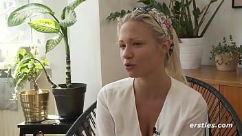 Atemberaubend: So Geil Macht Uns Gabi! - blonde, amateur, fingering, toys, masturbation, solo, german, perky-tits, solo-girls, tight-pussy, h - Video 2345076