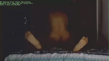 Esposa Devora Comedor Enquanto Corno Assiste Do Trabalho