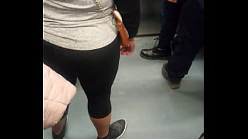 Voyeur, Upskirts - Unknown - 2025 - Hot - Show - Video 2366905