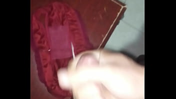 Llenando De Leche Los Calzones De Mi Prima