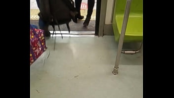 Culo En El Metro - voyeur, upskirts - Video 2365062