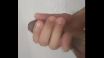 Batendo Punheta Com Meu Peixinho Mole Deixando Ele Duro